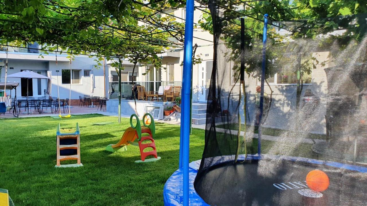 Pensiunea Caluda Hotell Năvodari Eksteriør bilde