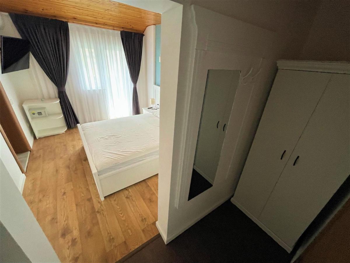 Pensiunea Caluda Hotell Năvodari Eksteriør bilde